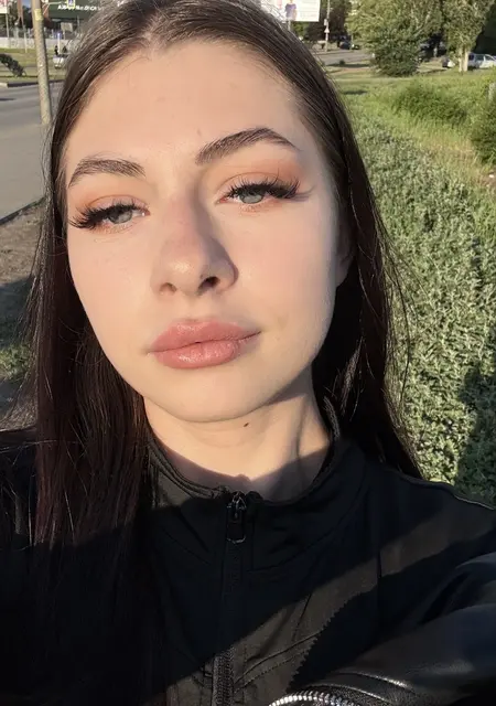 Я Саша, 18, из Саратова, ищу знакомство для общения