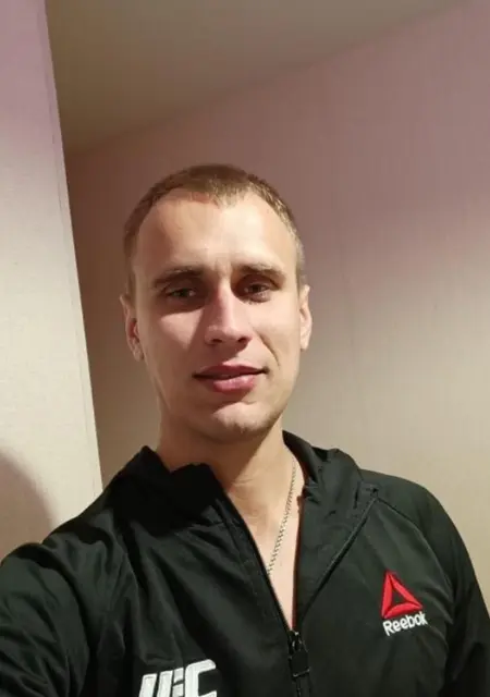 Блик из Мурманска, ищу на сайте знакомства без обязательств