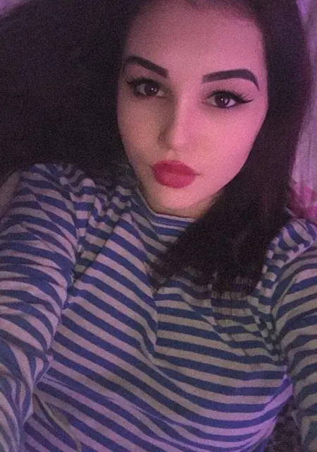 Александра из Бугуруслана, ищу на сайте знакомства на одну ночь