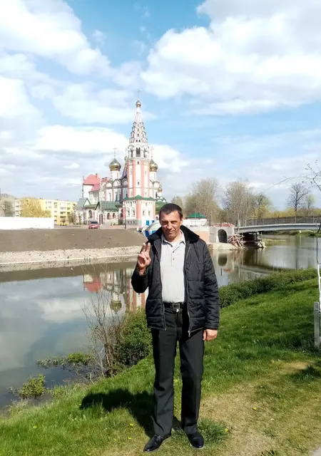 Серега из Нестерова, ищу на сайте знакомства на одну ночь