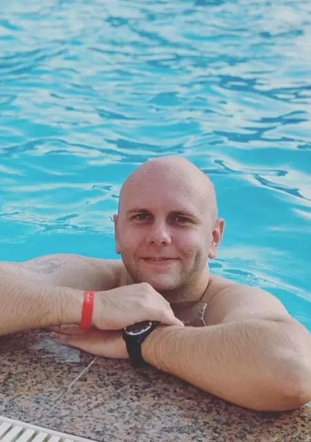 Виталий из Керчи, ищу на сайте приятное времяпровождение