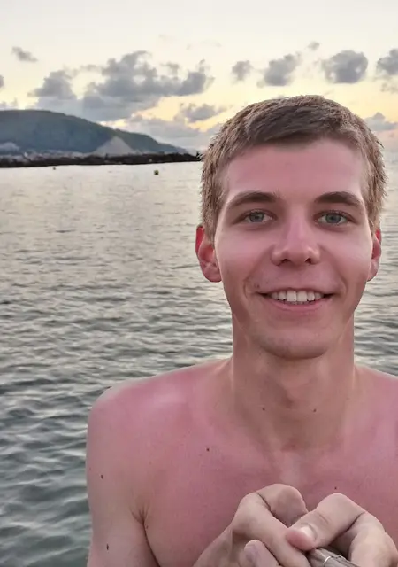 Я Павел, 26, знакомлюсь для приятного времяпровождения в Ессентуках