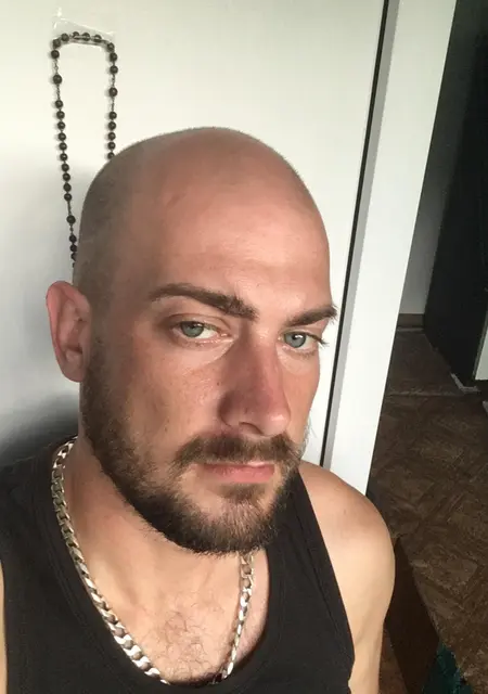 Владимир из Туапсе, ищу на сайте знакомства на одну ночь