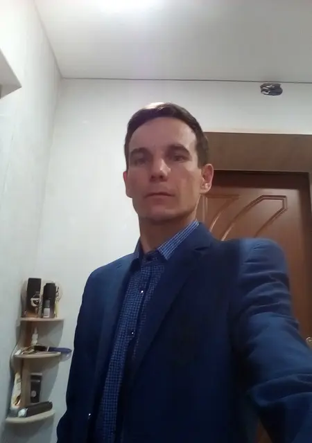 Я Дмитрий, 39, из Лениногорска, ищу знакомства на одну ночь