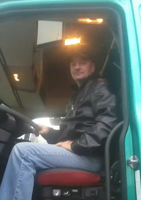 Я Сергей, 56, из Тулы, ищу знакомства без обязательств