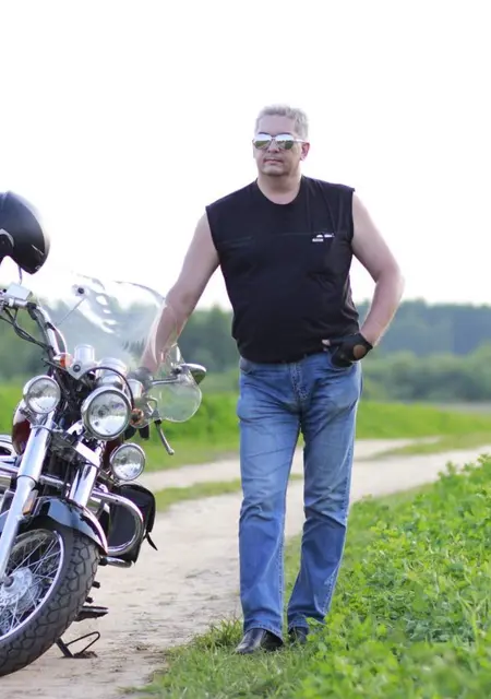 Я Игорь, 50, из Костромы, ищу знакомство для приятного времяпровождения