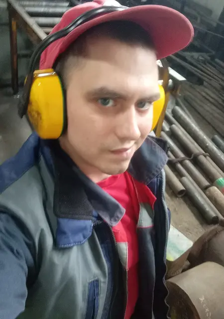 Илья из Воткинска, ищу на сайте знакомства на одну ночь