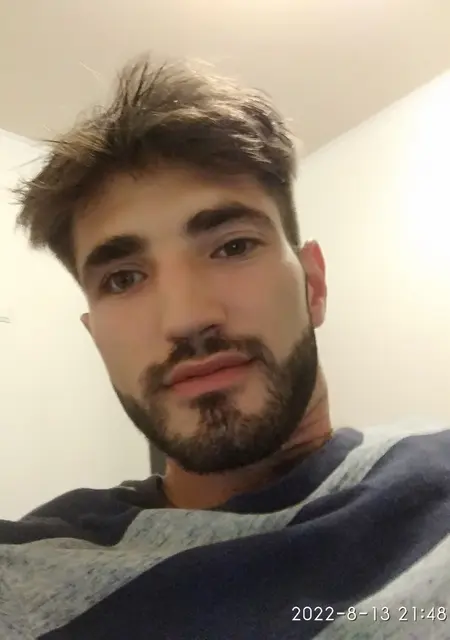 Миша из Владикавказа, мне 30, познакомлюсь на одну ночь