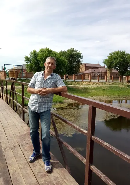 Я Юрий, 61, знакомлюсь для общения в Ростове-на-Дону