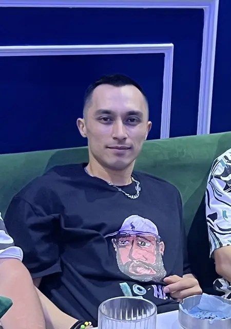 Я Синдор, 28, из Ханты-Мансийска, ищу знакомства на одну ночь