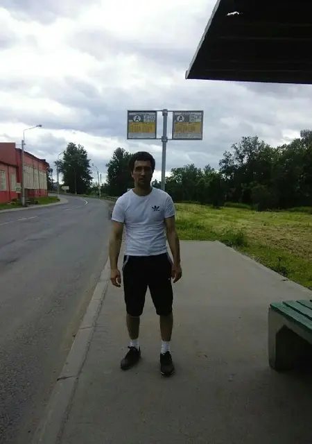 Я Юра, 31, знакомлюсь для общения в Звенигороде