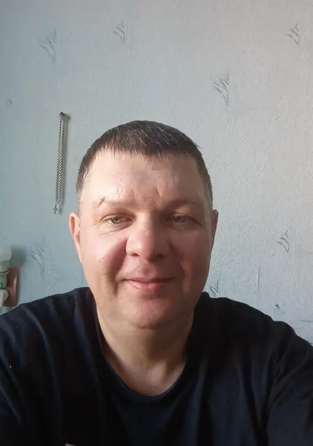Я Алексей, 49, из Каменска-Уральского, ищу знакомства без обязательств