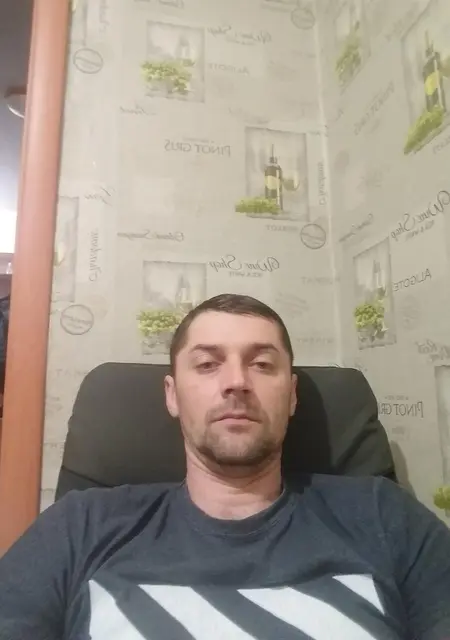 Василий из Арзамаса, мне 41, познакомлюсь для приятного времяпровождения