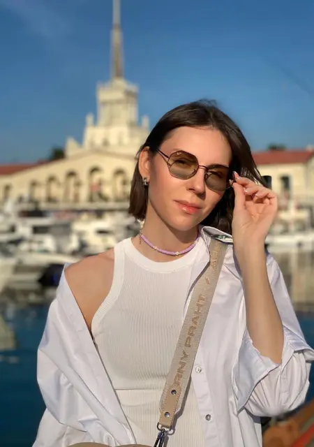 Анна из Санкт-Петербурга, мне 25, познакомлюсь на одну ночь