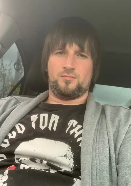 Я Александр, 37, из Орехово-Зуево, ищу знакомство для приятного времяпровождения