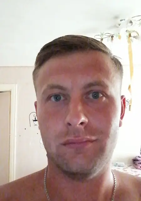 Я Александр, 31, из Подольска, ищу знакомства на одну ночь