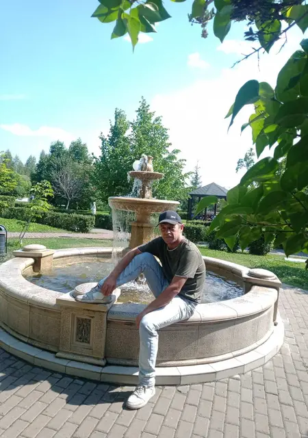 Я Андрей, 41, из Ульяновска, ищу знакомства без обязательств