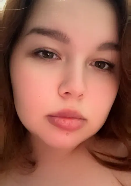 Алина из Сочи, мне 26, познакомлюсь без обязательств
