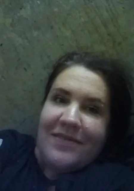 Я Вика, 41, из Казани, ищу знакомства на одну ночь