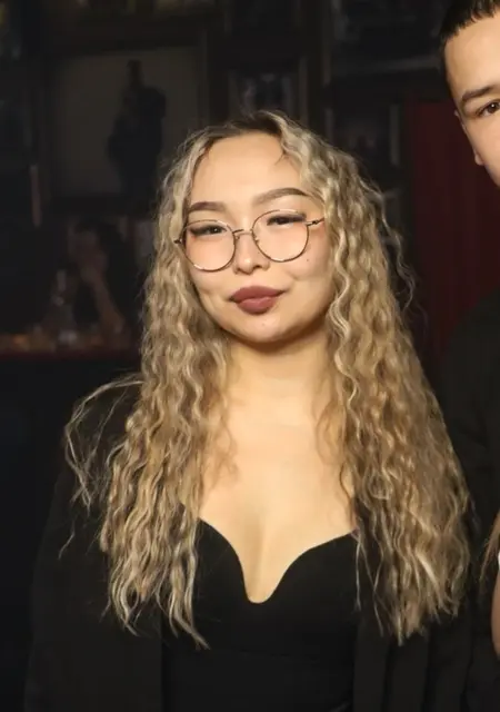 Я Женя, 21, из Салехарда, ищу знакомства без обязательств