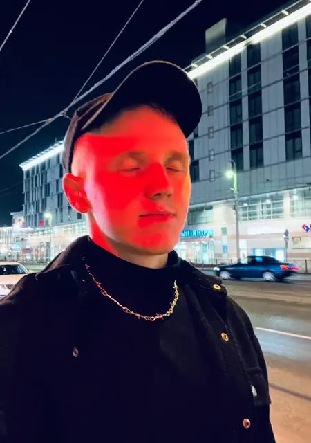 Я Нкита, 25, из Черняховска, ищу знакомства без обязательств