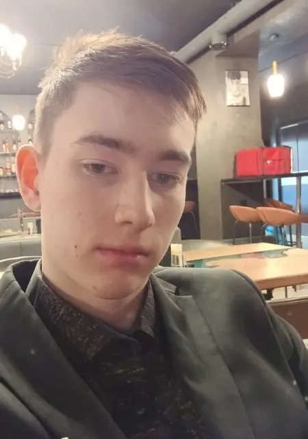 Я Максим, 18, знакомлюсь для открытые отношения в Заполярном