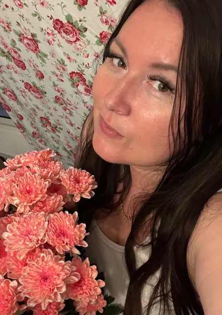 Я Наталия, 44, из Екатеринбурга, ищу знакомство для постоянных отношений