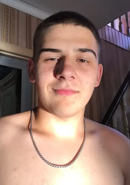 Я Валера, 21, знакомлюсь без обязательств в Чернушке