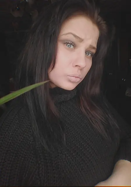 Vika из Гомеля, мне 29, познакомлюсь на одну ночь