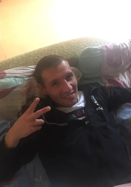 Я Саша, 36, из Невеля, ищу знакомства на одну ночь