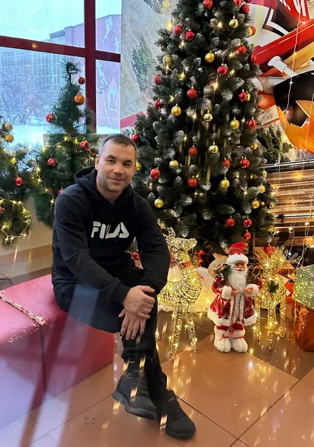 Я Евгений, 43, из Железногорска-Илимского, ищу знакомство для постоянных отношений