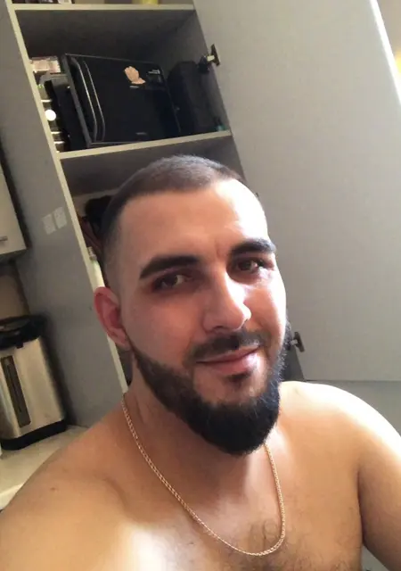 Нурлан из Тюмени, ищу на сайте приятное времяпровождение