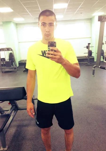 Я Дмитрий, 32, знакомлюсь для дружбы в Альметьевске