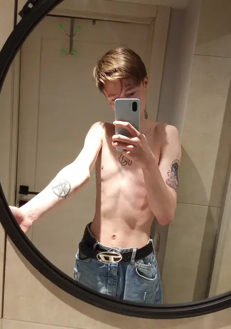 Максим из Королева, мне 20, познакомлюсь без обязательств