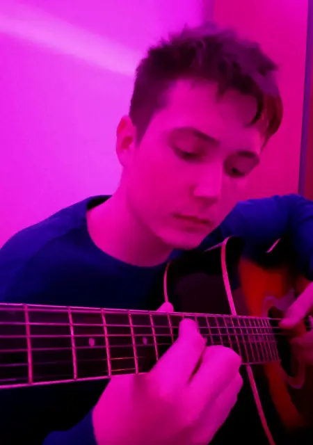 Даня из Читы, мне 20, познакомлюсь на одну ночь