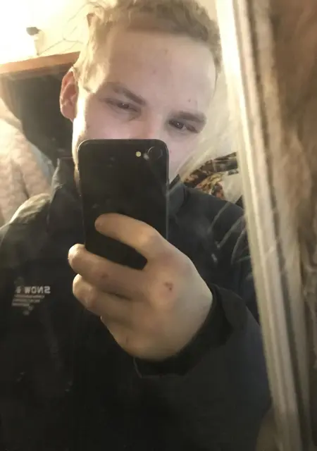 Я Andrei, 27, из Первоуральска, ищу знакомства без обязательств