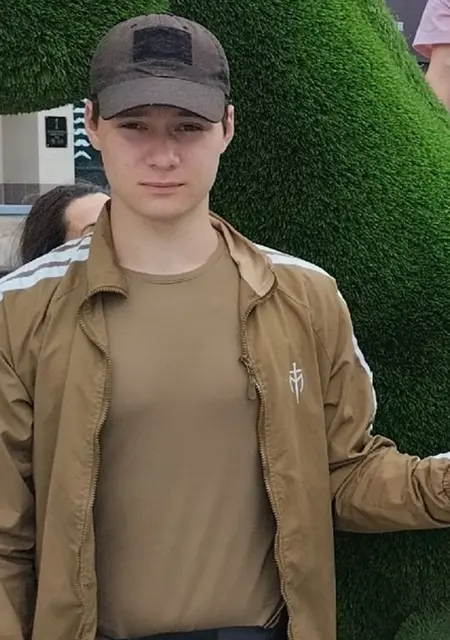 Я Владимир, 19, из Владимира, ищу знакомства без обязательств