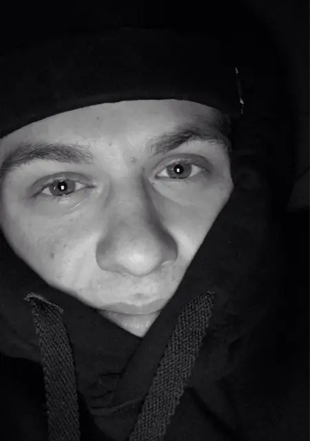 Иван из Новотроицка, мне 23, познакомлюсь на одну ночь