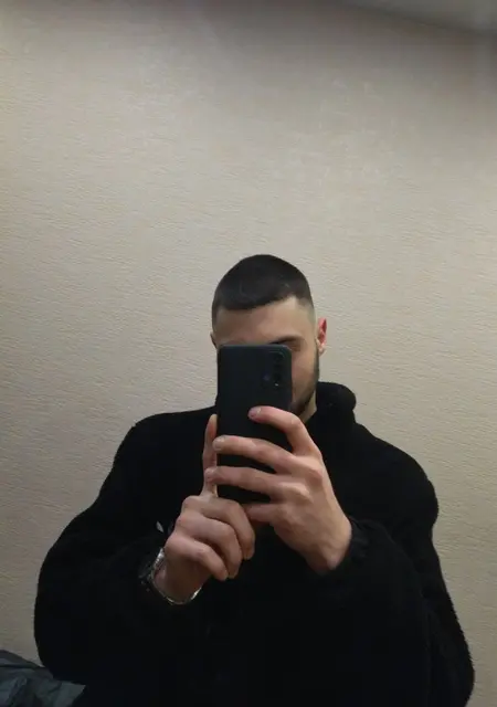 Я Даня, 25, знакомлюсь для общения в Крымске