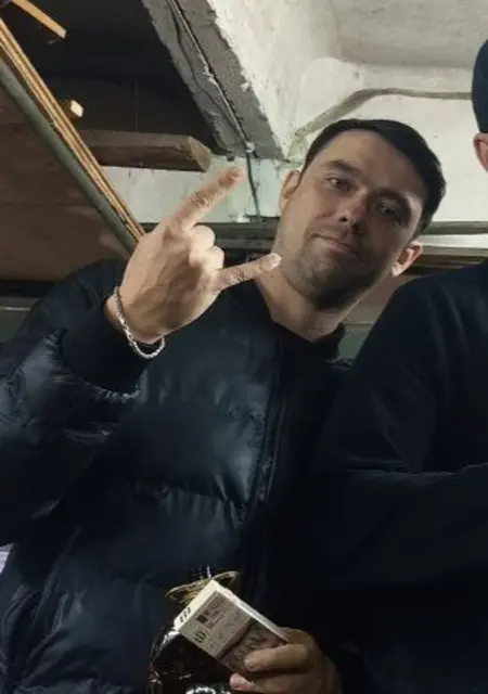 Sergei из Кургана, ищу на сайте знакомства на одну ночь