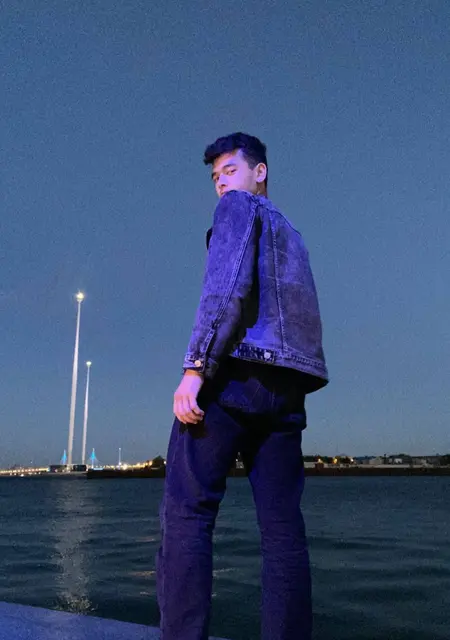 Я Джахонгир, 20, из Коломны, ищу знакомства без обязательств