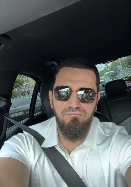 Рустам из Избербаша, мне 32, познакомлюсь для постоянных отношений