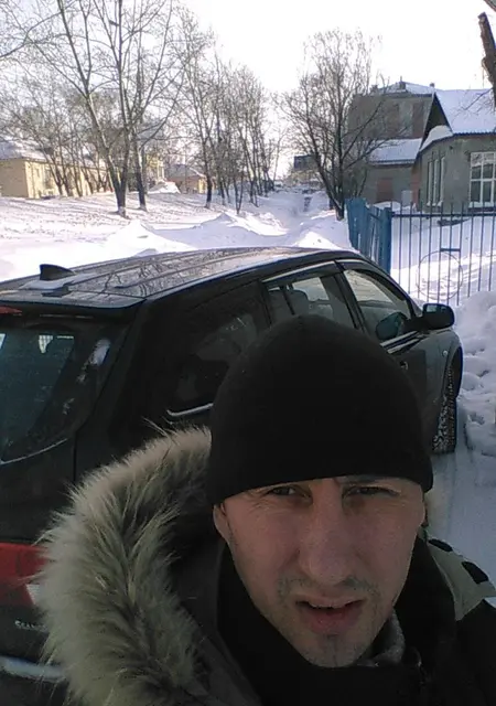 Влад из Томска, ищу на сайте знакомства на одну ночь