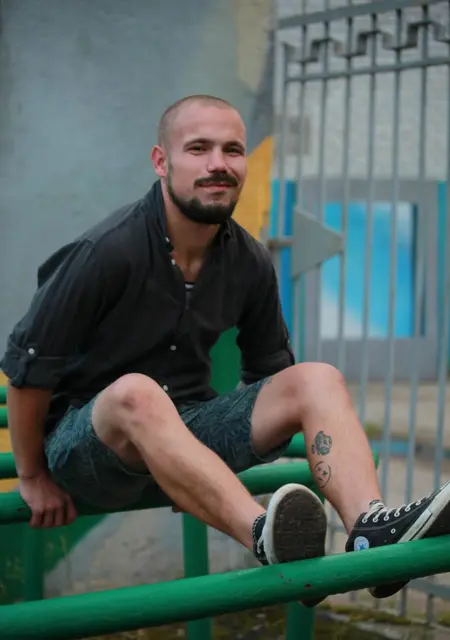 Я Николай, 29, из Архангельска, ищу знакомства без обязательств