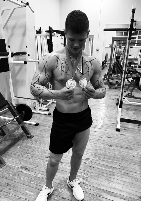 Я Дмитрий, 27, знакомлюсь для приятного времяпровождения в Саранске