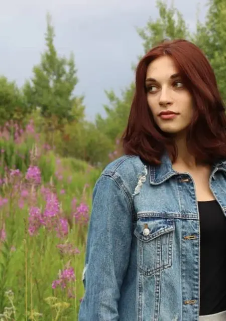 Кристина из Ставрополя, мне 28, познакомлюсь для общения