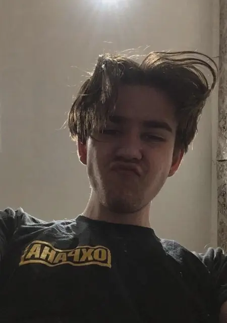 Я Кирилл, 23, знакомлюсь без обязательств в Балтийске