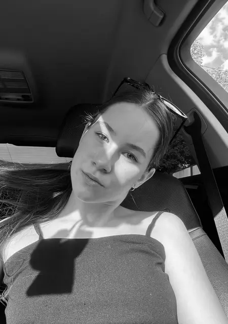 Я Ангелинка, 21, из Липецка, ищу знакомство для дружбы