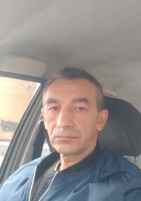 Виктор из Калуги, мне 53, познакомлюсь для общения