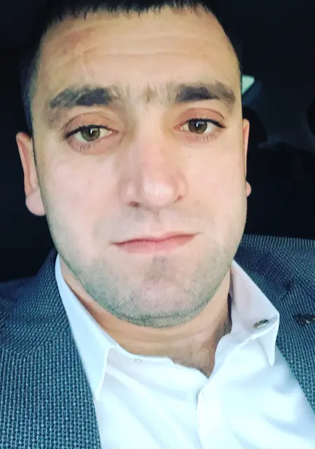 Я Саша, 38, знакомлюсь без обязательств в Альметьевске